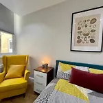 1 Bed 2 Person Apartment City Centre