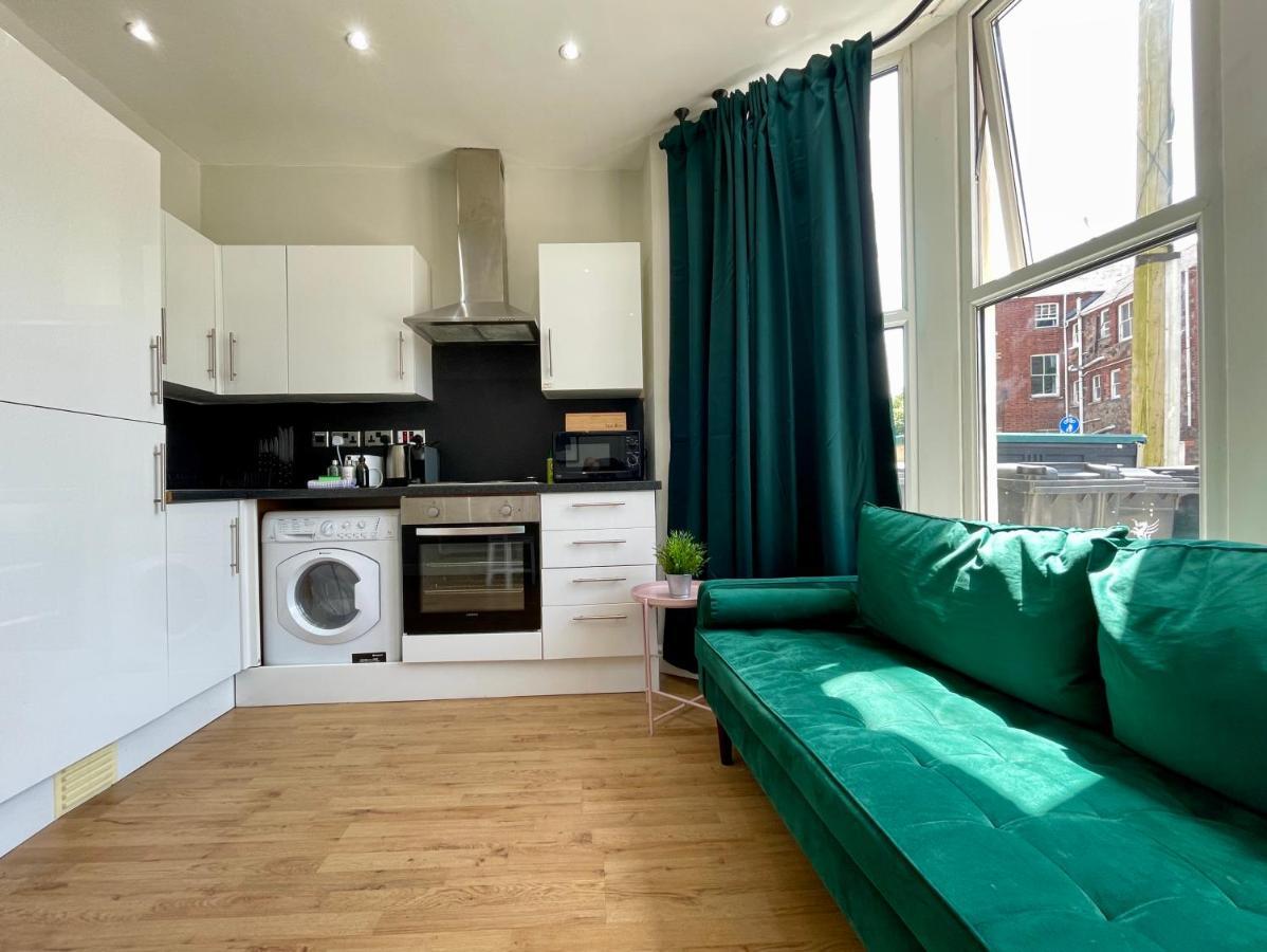1 Bed 2 Person Centre Apartment *